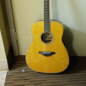 Yamaha fg ta trans acoustic
